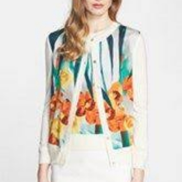 - St. John Floral Cardigan Set - Picture 1 of 5